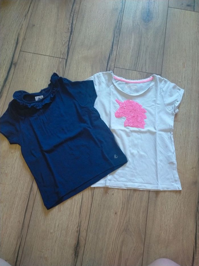 Lot tee shirt 8 ans