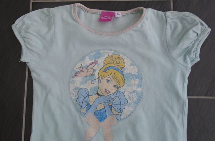 Joli pyjashort Cendrillon fille 6 ans - photo numéro 2