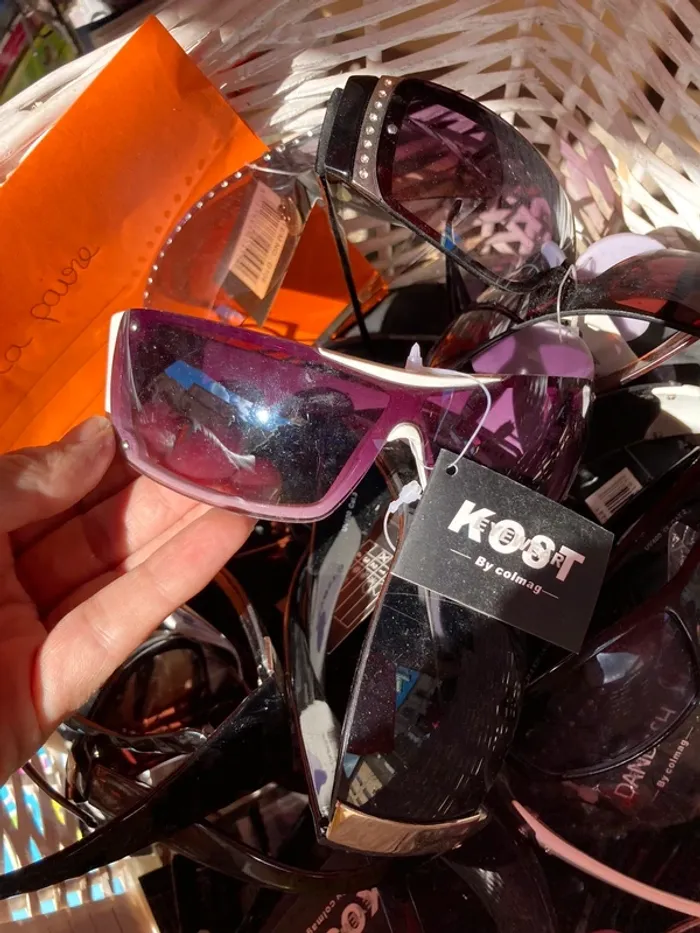 25 Paires de lunettes - photo numéro 4