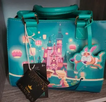 Loungefly Raiponce neuf avec etiquette