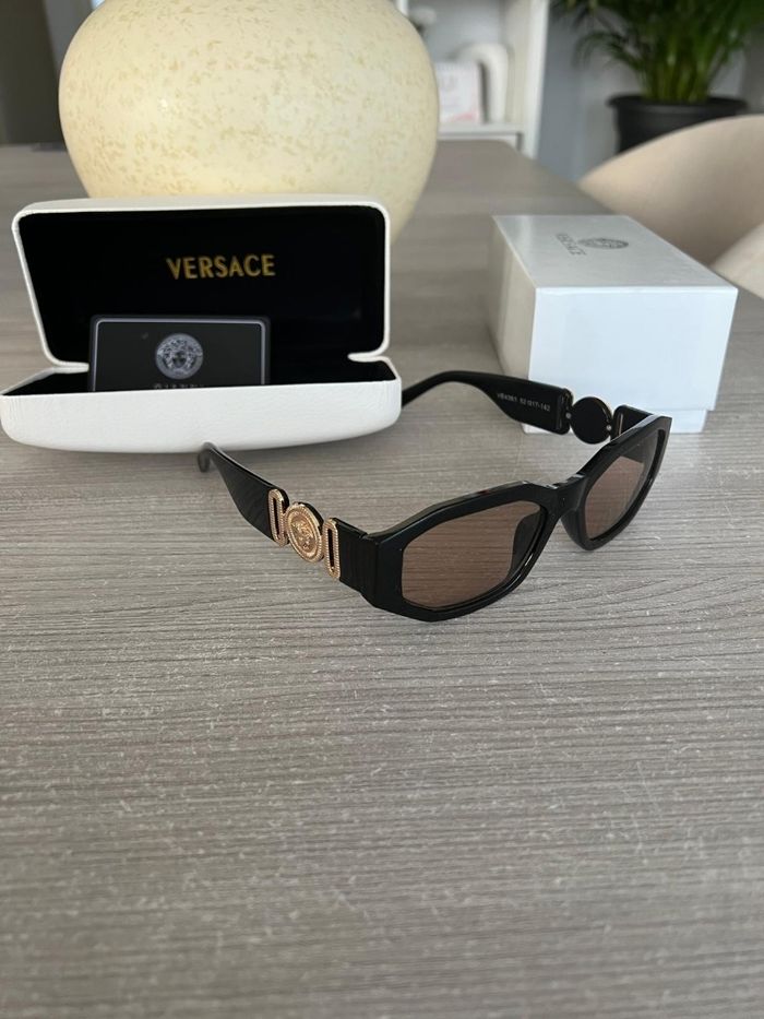 Lunettes de soleil Versace