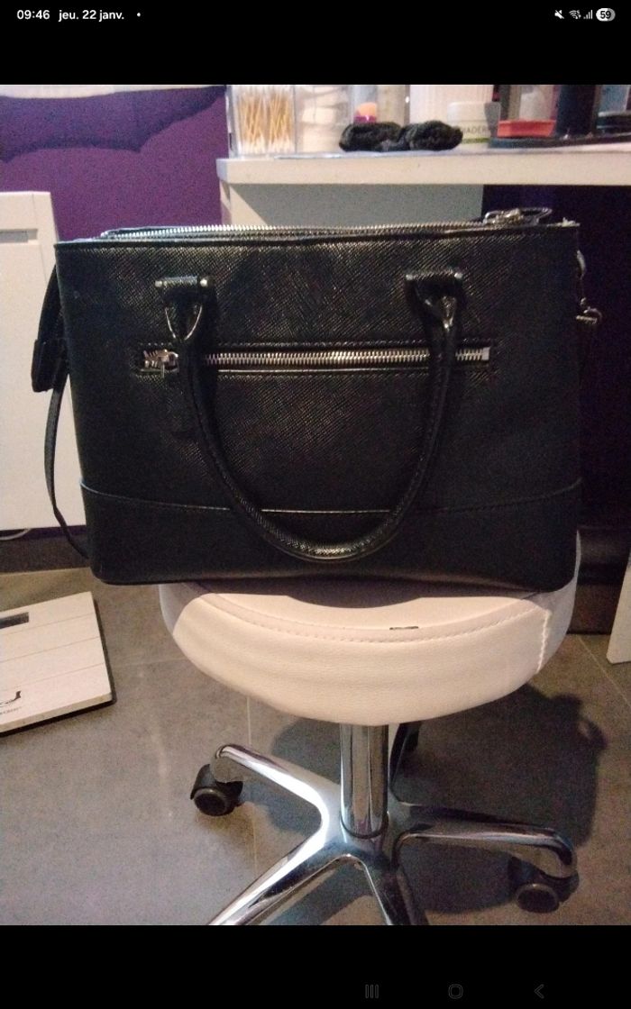 Sac à main guess - photo numéro 8