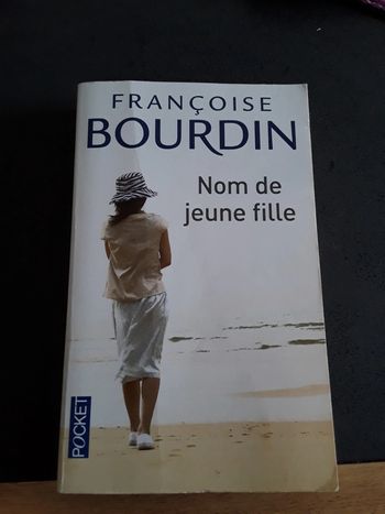 Livre de poche "Nom de jeune fille" de Françoise Bourdin