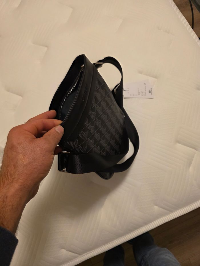 Sac à bandoulière Lacoste - photo numéro 9