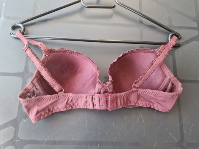 Soutien Gorge - photo numéro 2
