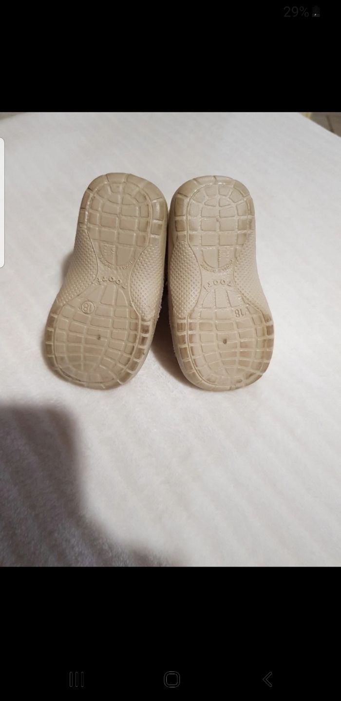 Pantoufles taille 18 - photo numéro 5