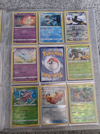 Lot de cartes Pokemon Holo et Reverse Crefollet Laggron Togekiss Tropius