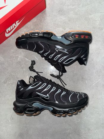 TN Noir/Gris/Marron 40