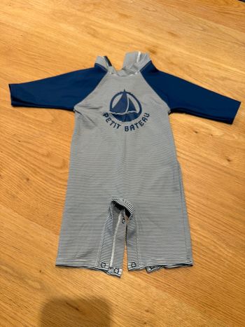 Combinaison petit bateau