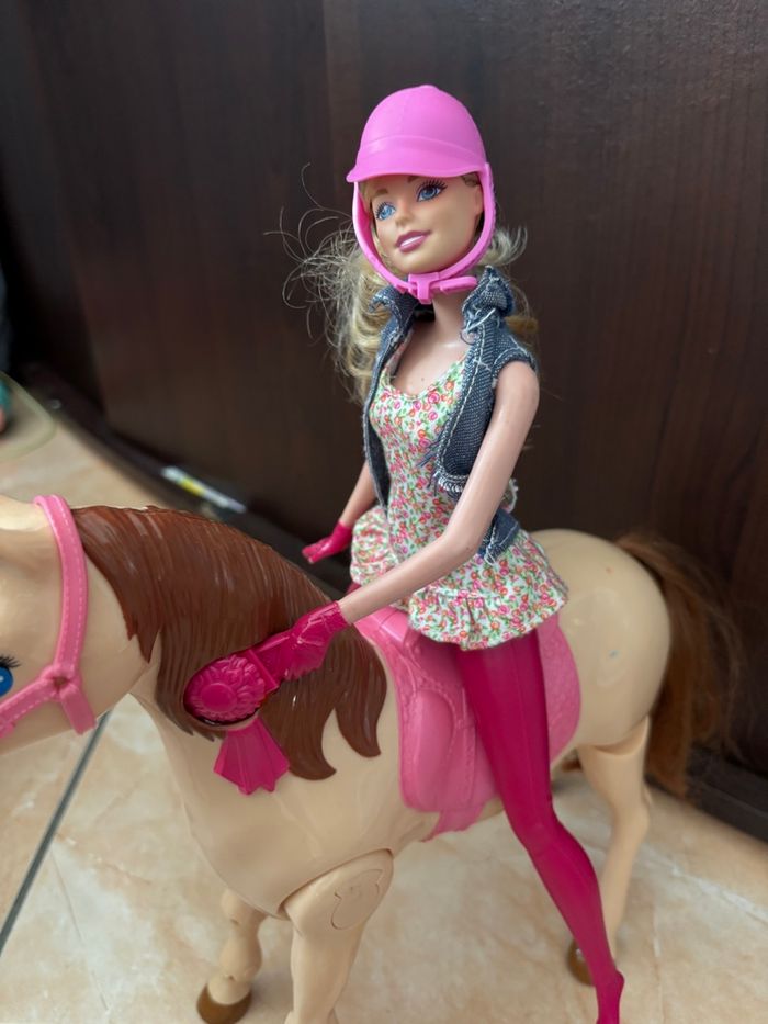 Barbie et son cheval - photo numéro 6