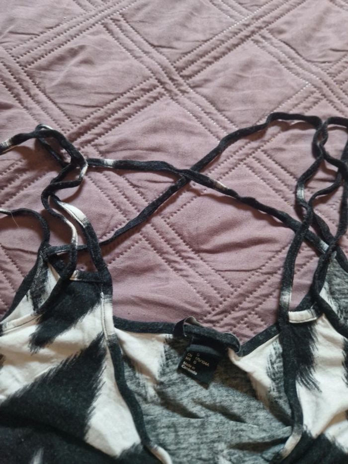 Débardeur H&M noir et blanc cassé - photo numéro 2