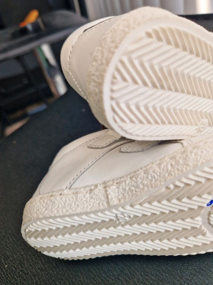 Chaussure pailletées - photo numéro 4