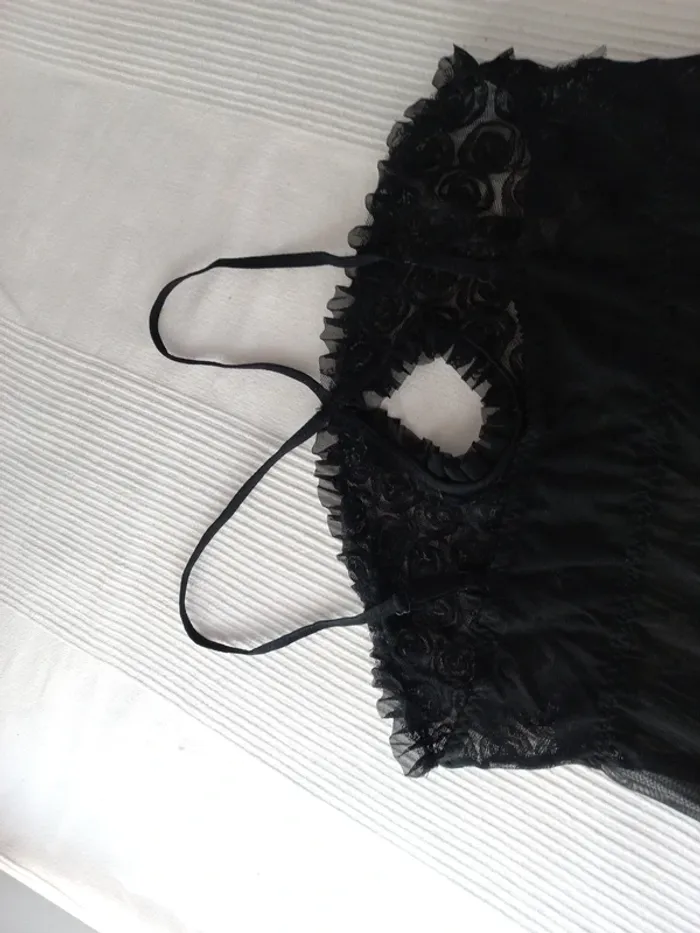 Nuisette en tulle et dentelle taille L - photo numéro 6