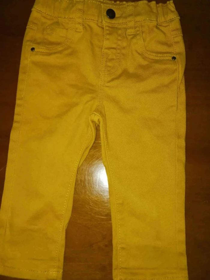 Jean moutarde 12 mois kiabi