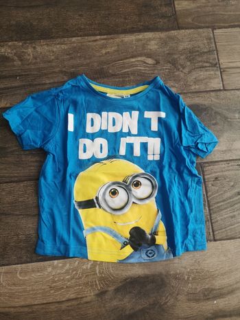 T shirt minion 4 ans