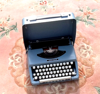 Machine à écrire portative de 1966 Brother Industries LTD Made in Magoya Japan