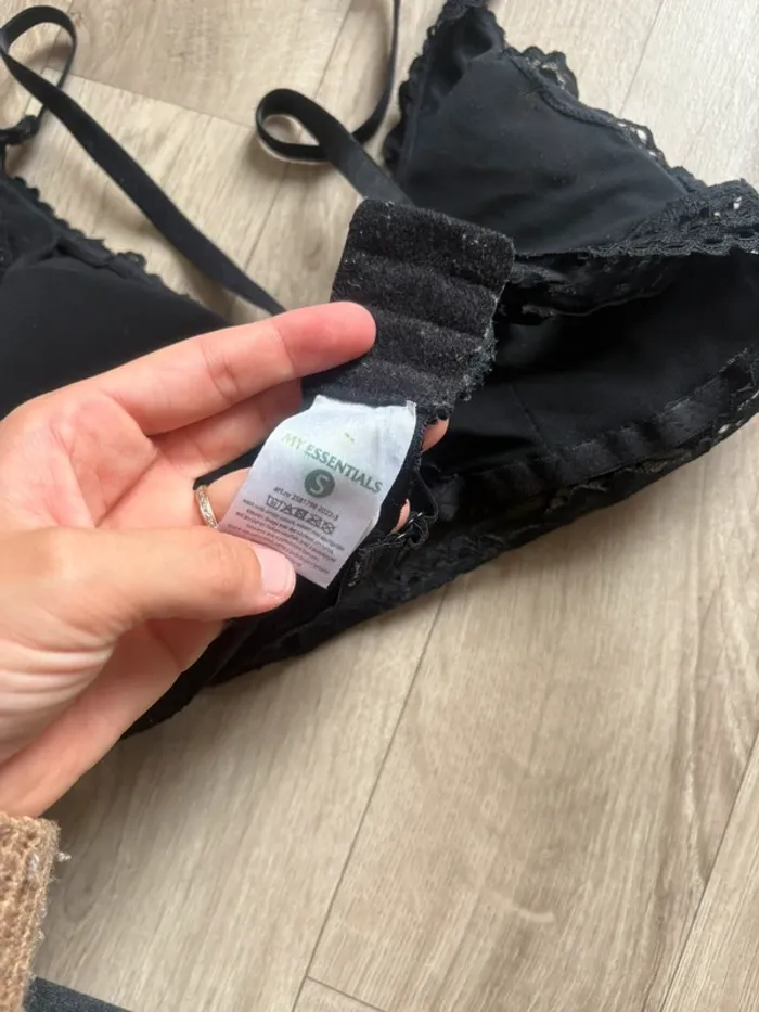 Soutien-gorge - photo numéro 3