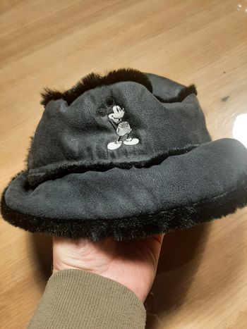 Chapeau fausse fourrure Mickey