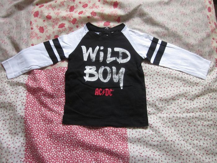 T-Shirt manches longues noir et blanc AC/DC 9 mois