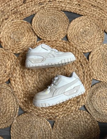 Baskets Puma taille 23