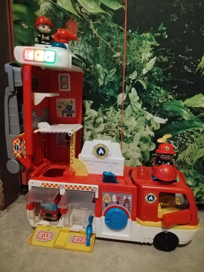 Camion de pompier son et lumière tutute copains - photo numéro 2