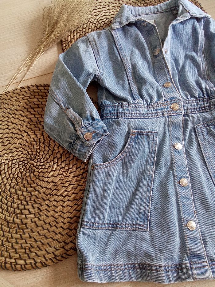 Robe en jean fermée par boutons pressions Vertbaudet taille 5 ans - photo numéro 6