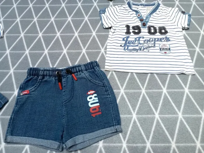 🦁 Lot 2 ensembles, 3 mois - photo numéro 2