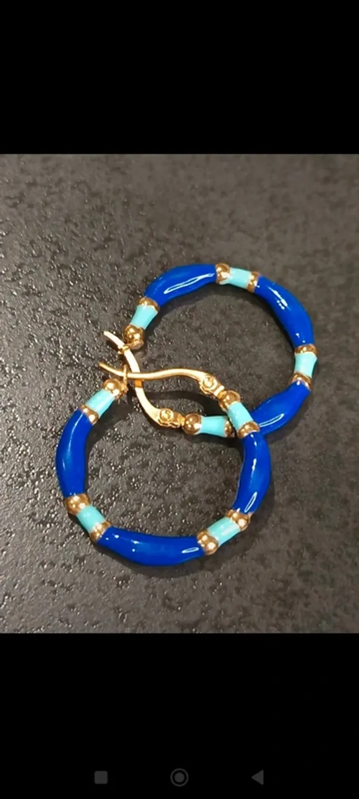 Boucles d'oreilles créoles bleu - photo numéro 3