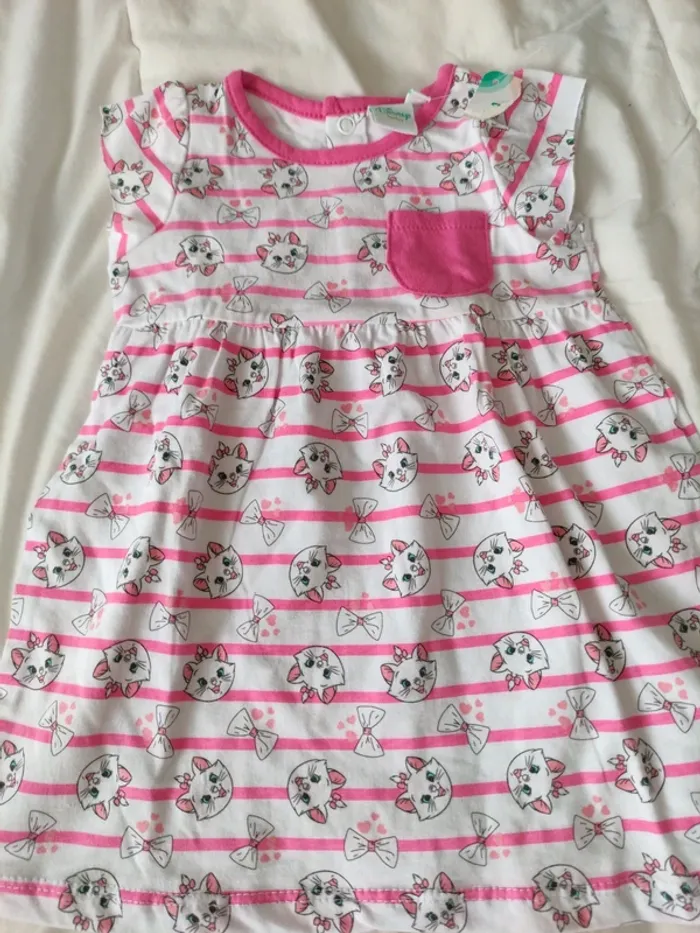 Très belle robe d été Disney Marie bébé fille 9 mois neuf avec étiquette
