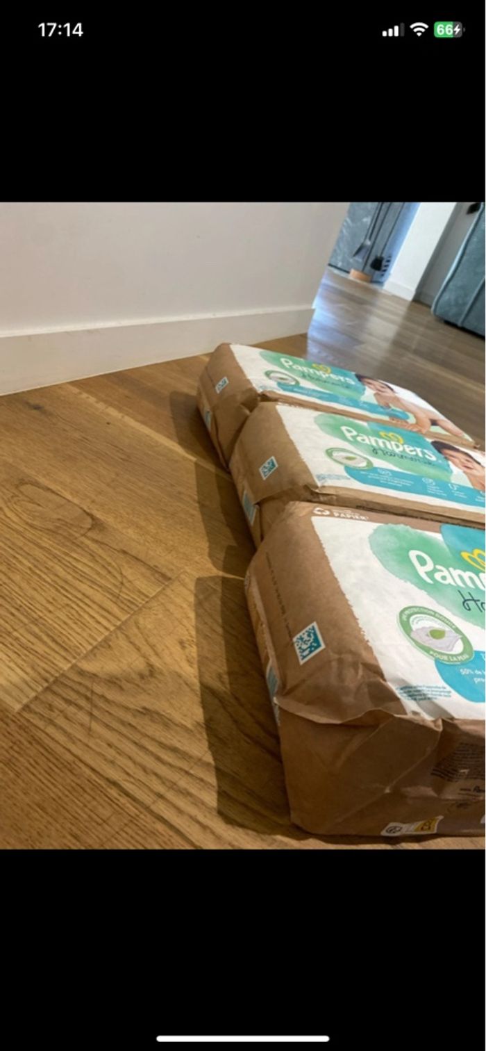 Lot 126 couches Pampers harmonie - photo numéro 2