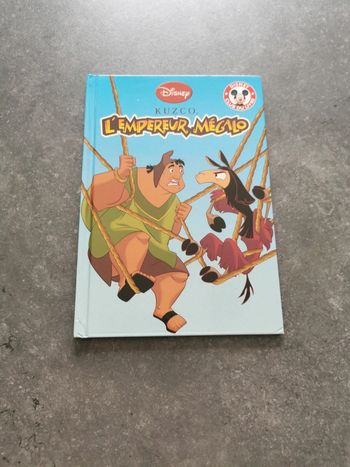 Livre l'empereur megalo