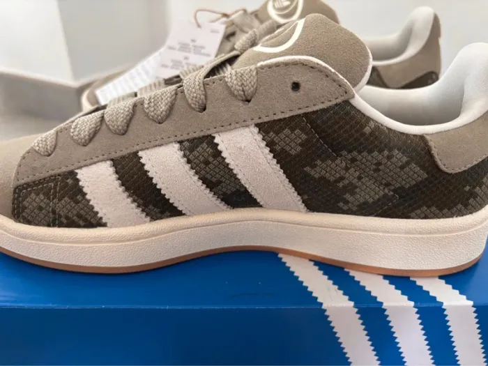 Baskets Adidas Campus 00s Taille 40 - photo numéro 11