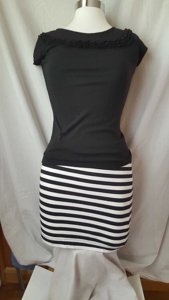 Ensemble jupe moulante +Tee-shirt