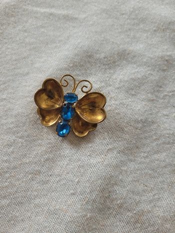 Broche ancienne papillon