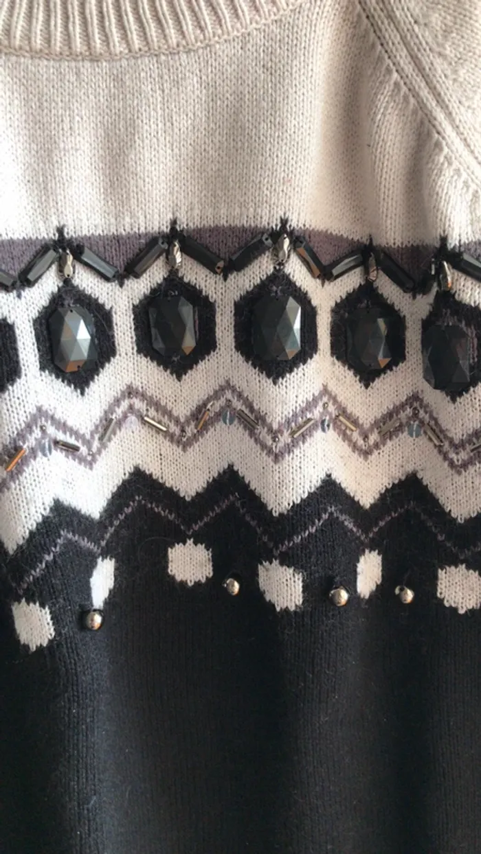 Pull noir et blanc - photo numéro 3