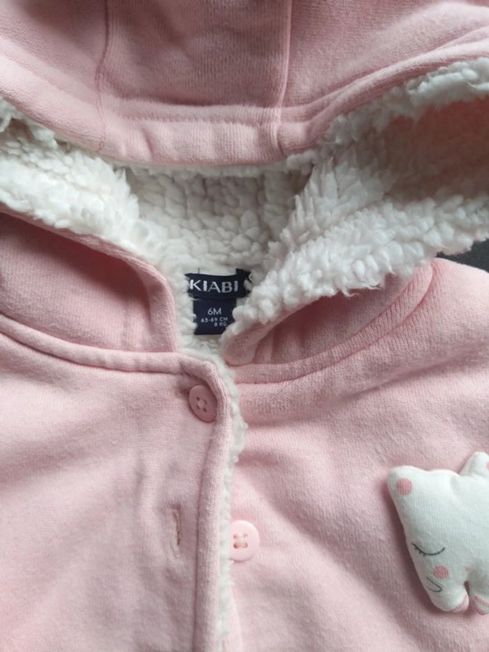 Veste avec capuche 6 mois - photo numéro 2