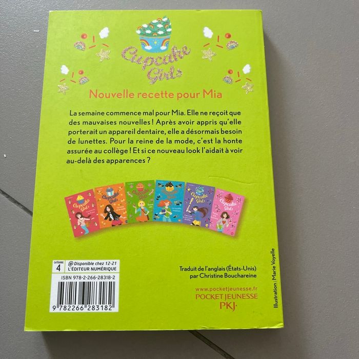 Livre cupcake girls - photo numéro 3