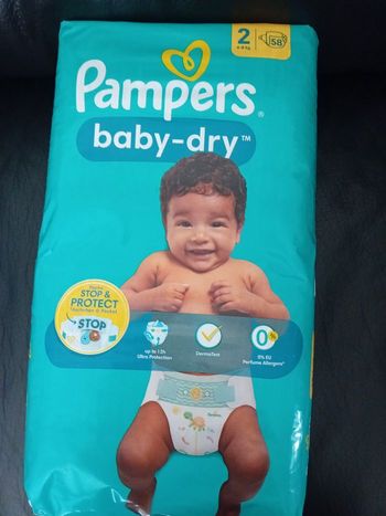 Couche pampers taille 2