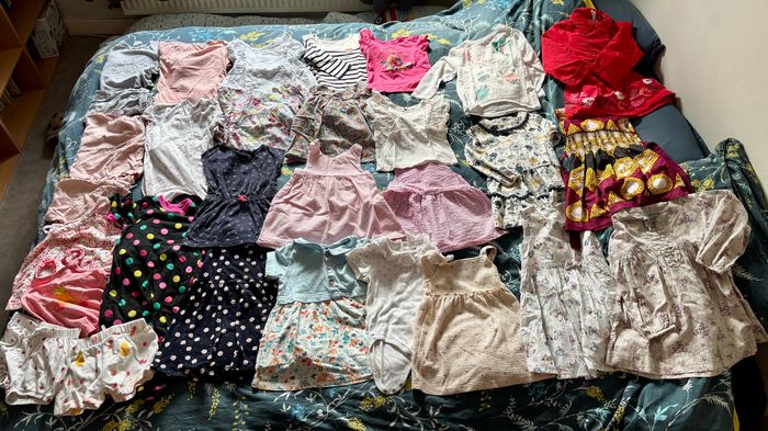 Lot bébé fille 18 24 mois