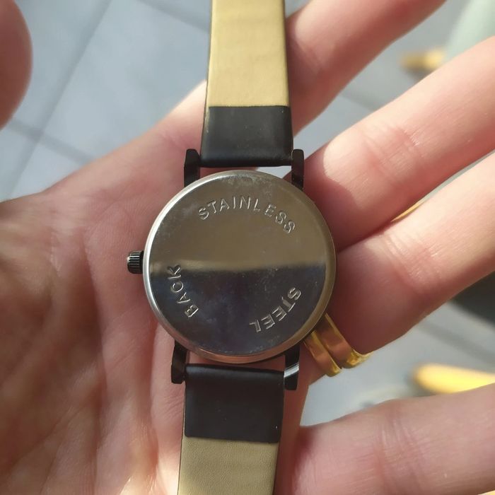 Montre femme - photo numéro 3