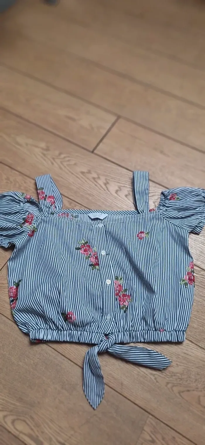 Blouse épaules dénudées