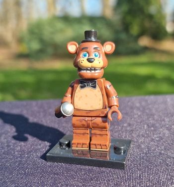 Minifigure Jeu vidéo Film horreur FNAF Five Nights At Freddy's   Freddy marron n1.2