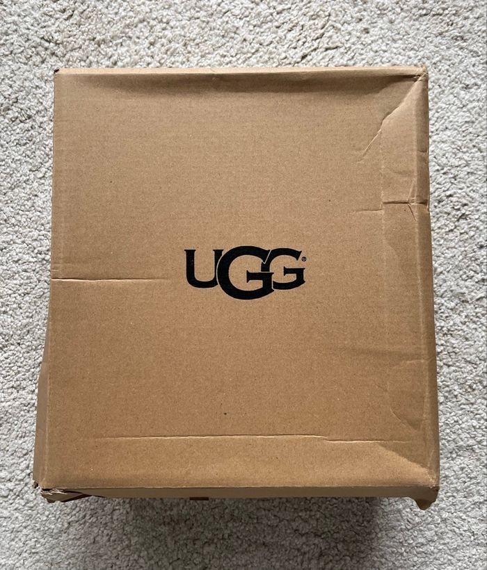 Bottines UGG Classic Mini Platform - Taille 38 - Neuves - photo numéro 10