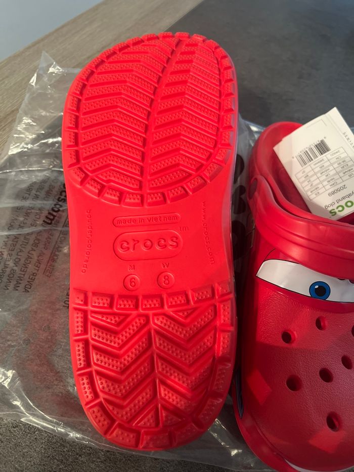 Crocs  cars Flash Mc Queen taille 38-39 - photo numéro 4