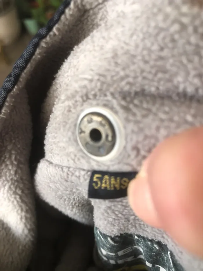 Doudoune 5 ans garçon 👦 - photo numéro 4