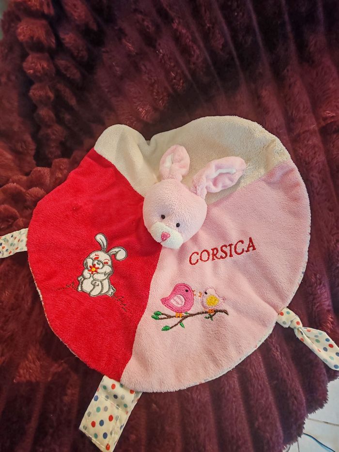 Lapin rose Corsica rodadou