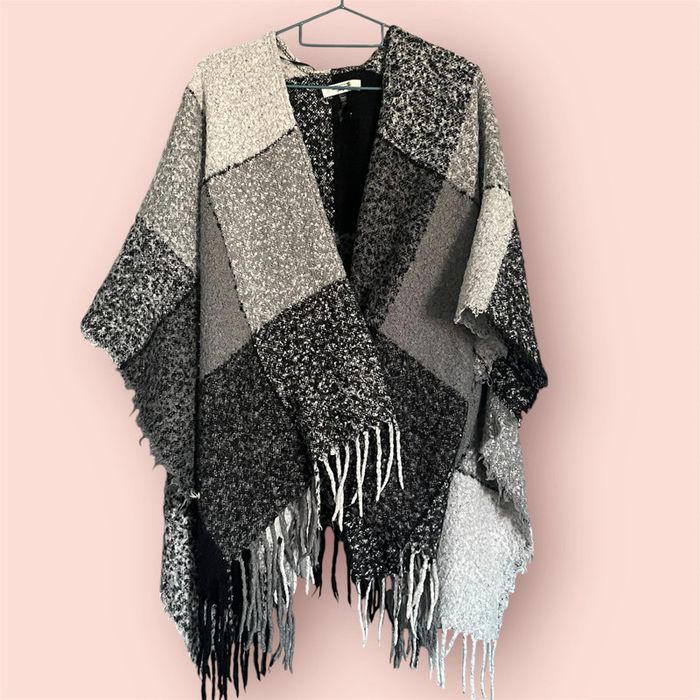 Écharpe poncho