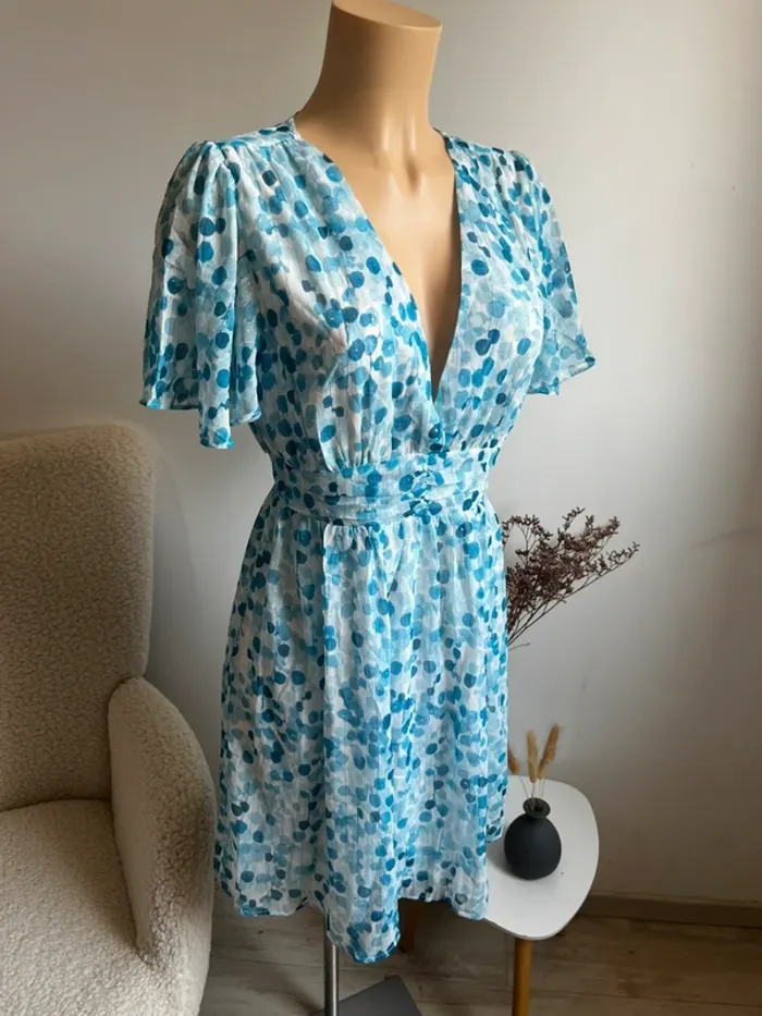 Robe chic  bleue à pois