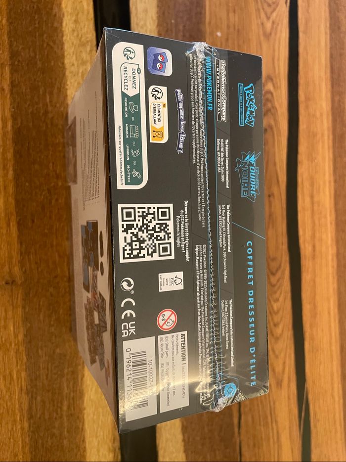 Pokémon ETB Coffret Dresseur D'Elite EV10.5 Foudre Noire Scellé FR - photo numéro 6