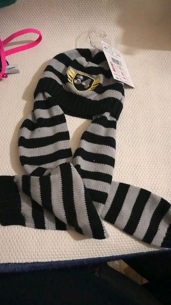 Bonnet écharpe bébé accrochés 47 cm Neuf orchestra